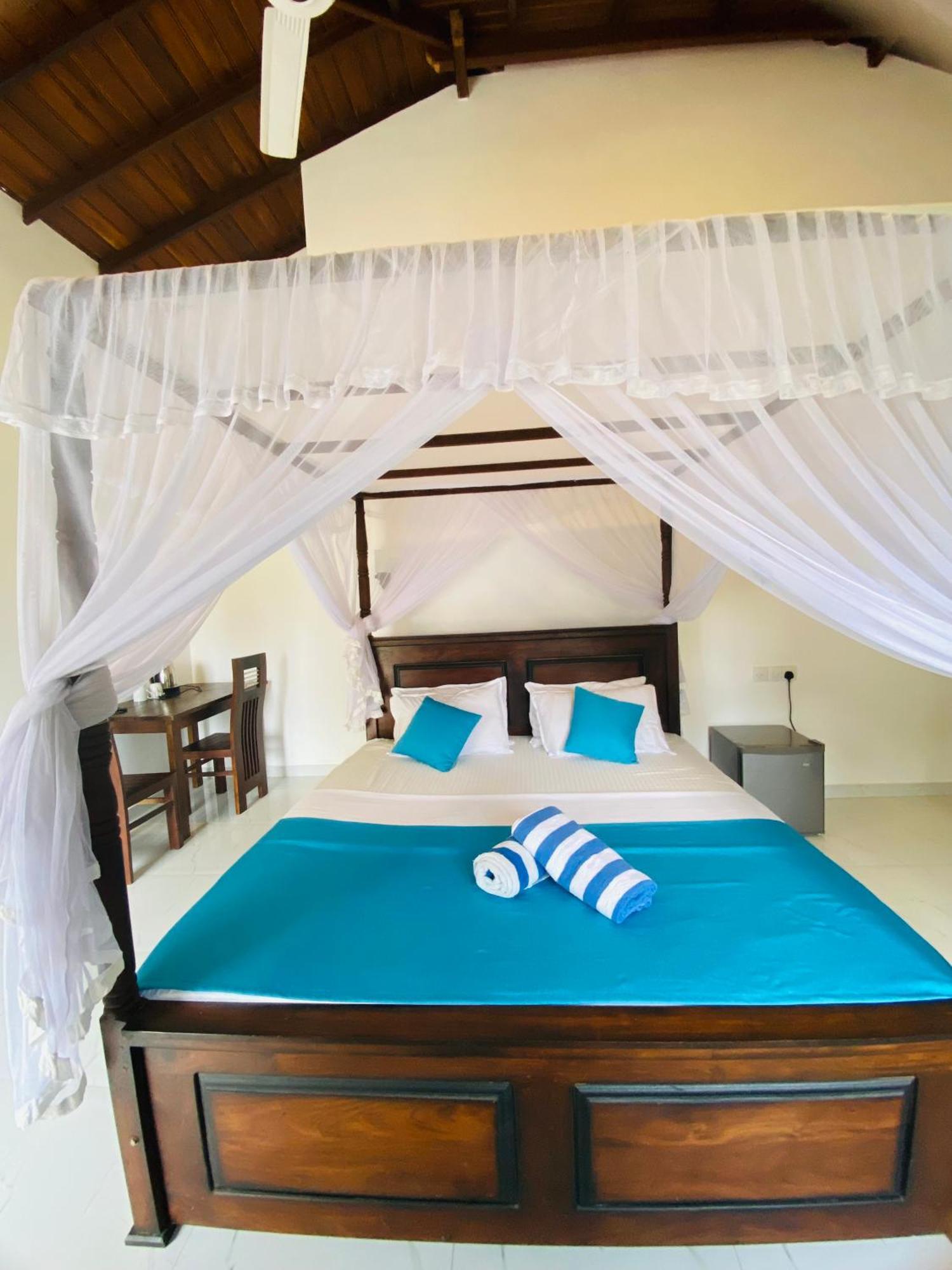 Mama'S Palace Hiriketiya Dikwella Ngoại thất bức ảnh