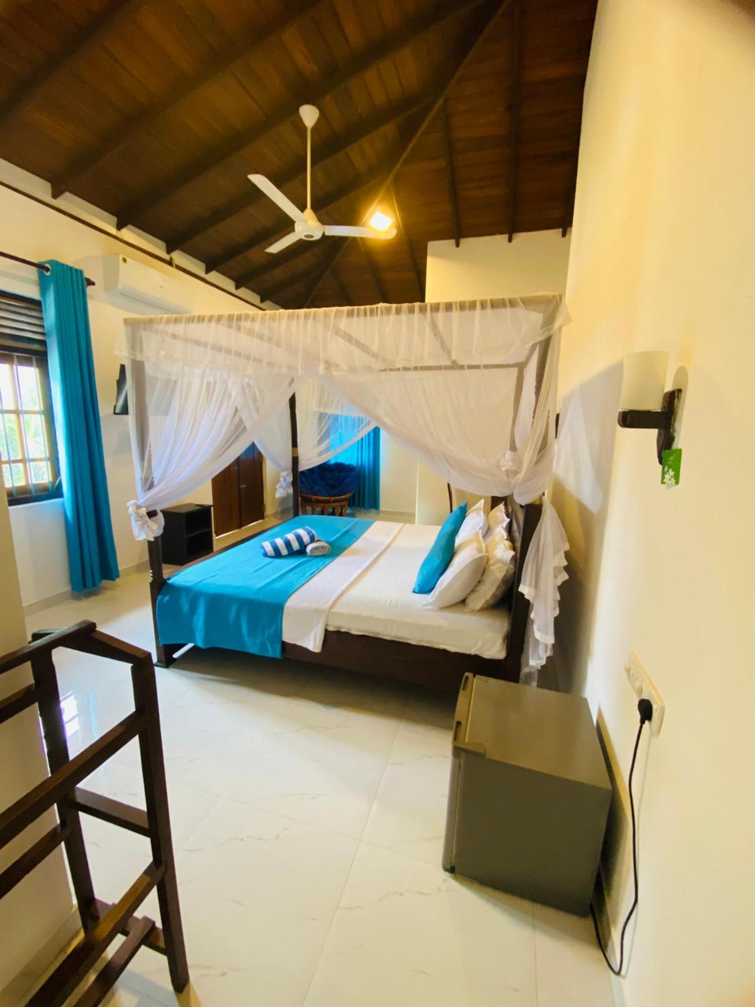 Mama'S Palace Hiriketiya Dikwella Ngoại thất bức ảnh